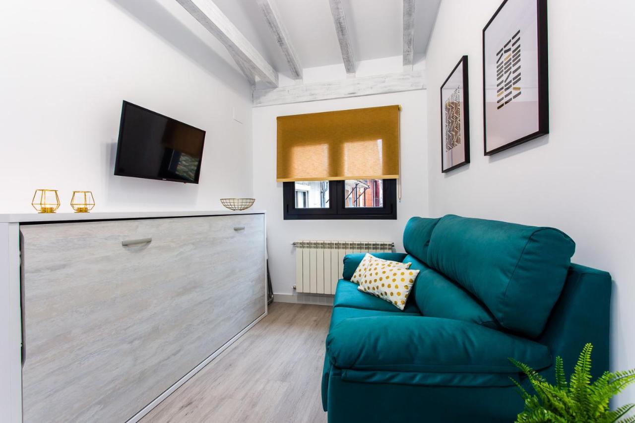 Apartamentos Hervas Suites Exterior photo