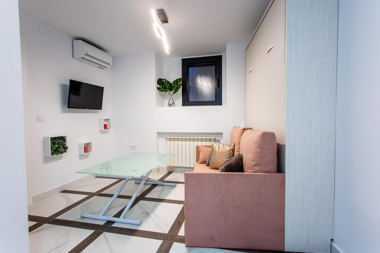 Apartamentos Hervas Suites Exterior photo