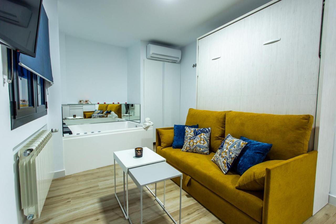 Apartamentos Hervas Suites Exterior photo